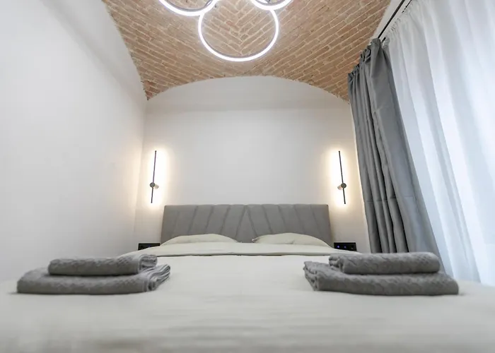Biagio Boutique Studio - In Old Town - Ultra Central